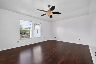 2735 Woodridge Manor Drive, Houston, TX 77087 - Photo 21