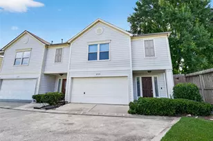 2735 Woodridge Manor Dr, Houston, TX 77087 - Photo 1