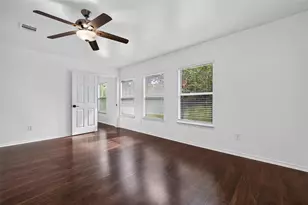 2735 Woodridge Manor Dr, Houston, TX 77087 - Photo 31