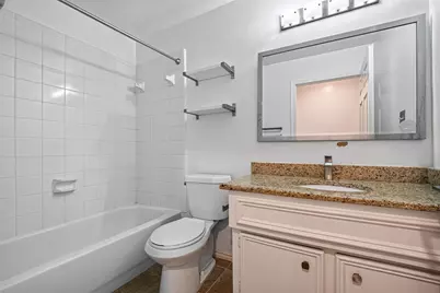 2735 Woodridge Manor Drive, Houston, TX 77087 - Photo 9