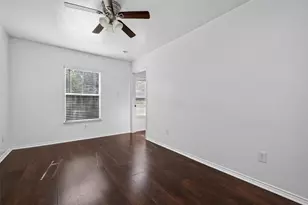 2735 Woodridge Manor Dr, Houston, TX 77087 - Photo 31