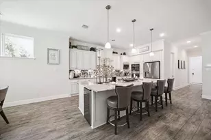 9411 Plaza Point Dr, Missouri City, TX 77459 - Photo 7