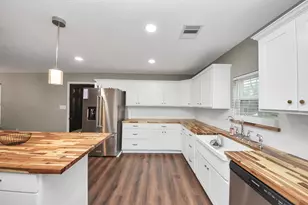 526 Co Rd 4321, Dayton, TX 77535 - Photo 15