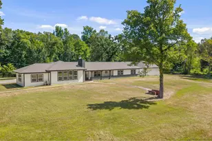 406 E 2nd St, Corrigan, TX 75939 - Photo 1