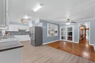 406 E 2nd St, Corrigan, TX 75939 - Photo 9