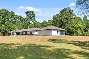 406 E 2nd St, Corrigan, TX 75939 - Photo 41