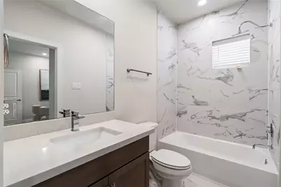 3923 Willowbend Point Drive, Houston, TX 77025 - Photo 31
