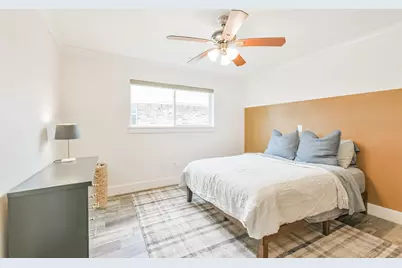 7214 Bayou Woods Drive, Houston, TX 77088 - Photo 33