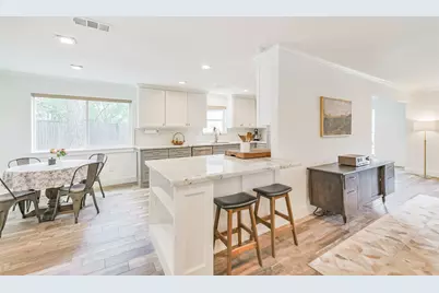 7214 Bayou Woods Drive, Houston, TX 77088 - Photo 15