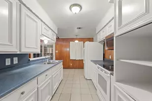 746 Fawn Dr, Houston, TX 77015 - Photo 11