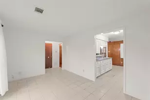 746 Fawn Dr, Houston, TX 77015 - Photo 9