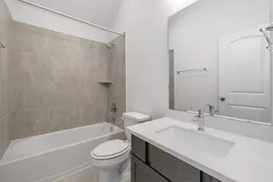 1090 Oakhurst Dr, Dayton, TX 77535 - Photo 7