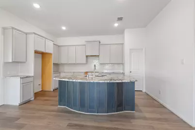 1090 Oakhurst Drive, Dayton, TX 77535 - Photo 11
