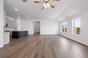 1090 Oakhurst Dr, Dayton, TX 77535 - Photo 23