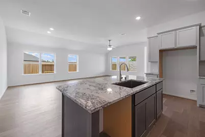 1090 Oakhurst Drive, Dayton, TX 77535 - Photo 17