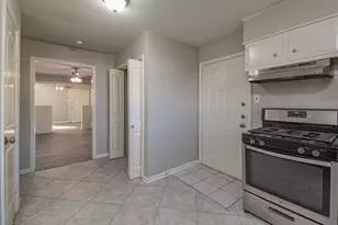 208 17th Ave N, Texas City, TX 77590 - Photo 19