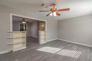 208 17th Ave N, Texas City, TX 77590 - Photo 13