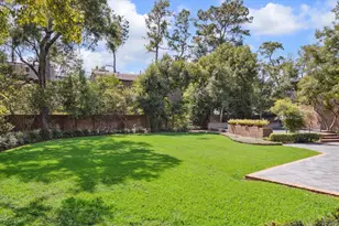 3665 Knollwood St, Houston, TX 77019 - Photo 33