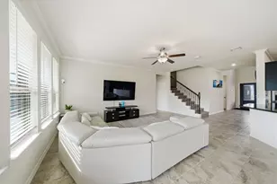 4335 Tawny Timber Dr, Spring, TX 77386 - Photo 9