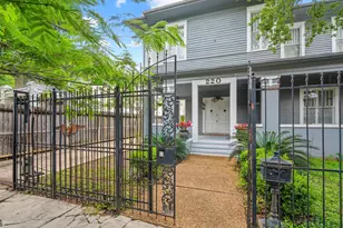 220 Marshall St, Houston, TX 77006 - Photo 7