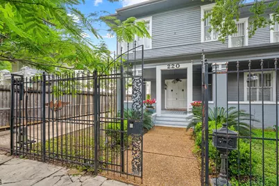 220 Marshall Street, Houston, TX 77006 - Photo 3