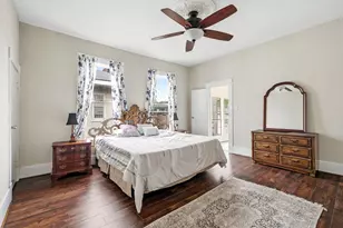 220 Marshall St, Houston, TX 77006 - Photo 33