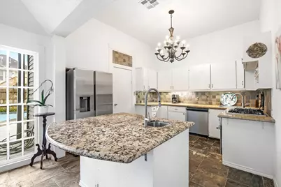 220 Marshall Street, Houston, TX 77006 - Photo 15
