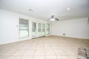 6702 Spring Leaf Dr, Spring, TX 77379 - Photo 29