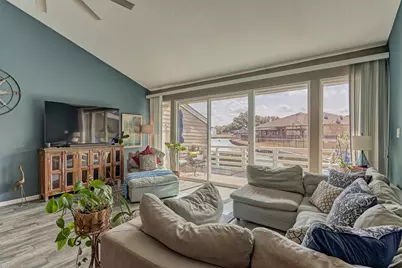 1 April Point Drive S, Montgomery, TX 77356 - Photo 19