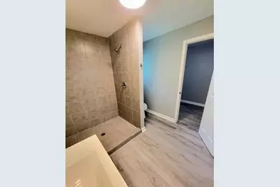 701 18th Avenue N, Texas City, TX 77590 - Photo 17