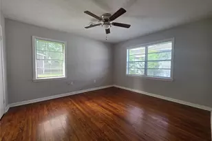 705 N Circle Dr, Baytown, TX 77520 - Photo 13