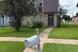 8306 Oakhaven Rd, La Porte, TX 77571 - Photo 1