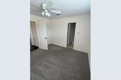 8306 Oakhaven Road, La Porte, TX 77571 - Photo 7