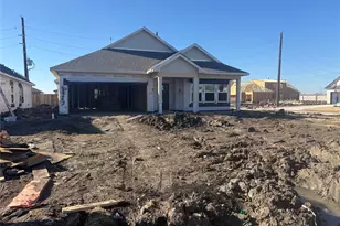 8327 Amber Summit Ln, Angleton, TX 77515 - Photo 1