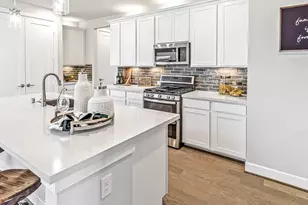 9214 Idalia Vis Ln, Cypress, TX 77433 - Photo 11