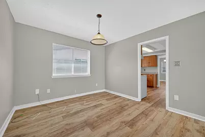 10402 Gulfstream Lane, Sugar Land, TX 77498 - Photo 5