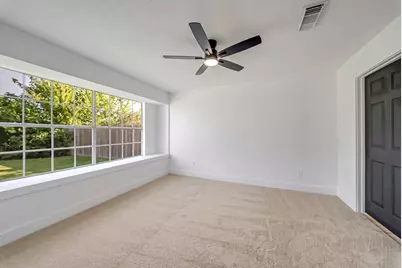 10836 Mesquite Drive, La Porte, TX 77571 - Photo 11