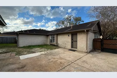 9207 Portal Drive, Houston, TX 77031 - Photo 3