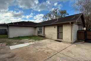 9207 Portal Dr, Houston, TX 77031 - Photo 3