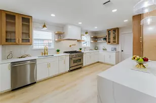 6027 Valkeith Dr, Houston, TX 77096 - Photo 11