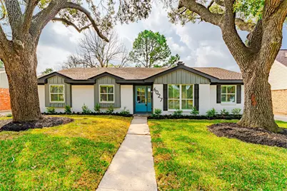 6027 Valkeith Drive, Houston, TX 77096 - Photo 1