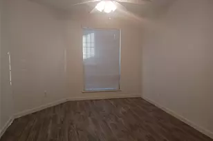 8787 Brae Acres Rd, Houston, TX 77074 - Photo 9