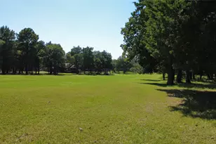 901 N Falls Dr, New Ulm, TX 78950 - Photo 15