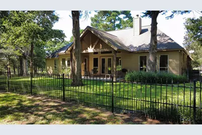 901 N Falls Drive, New Ulm, TX 78950 - Photo 13