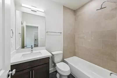 410 N Stiles Street, Houston, TX 77011 - Photo 11
