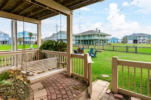 3228 Castle Dr, Crystal Beach, TX 77650 - Photo 35