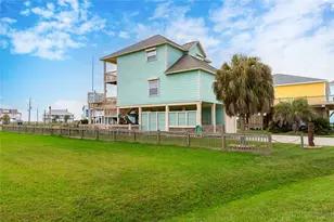 3228 Castle Dr, Crystal Beach, TX 77650 - Photo 39