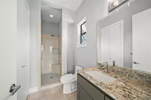 5506 Bosque St, Houston, TX 77056 - Photo 39