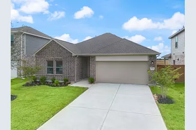 2414 East Heritage Drive, Dayton, TX 77535 - Photo 3