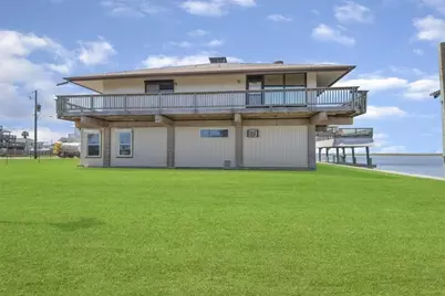 3702 Spanish Wells Road, Galveston, TX 77554 - Photo 39